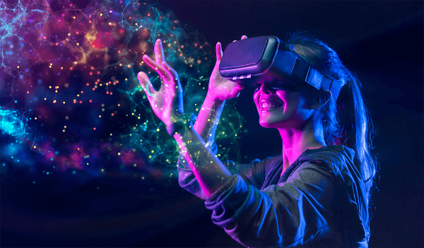 VR (Virtual Reality)